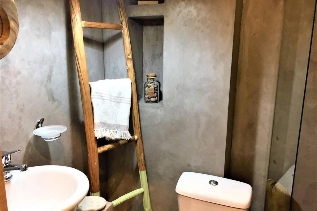 Apartment Cosy Industrial Style Little Just 5minutes From Waterfront *